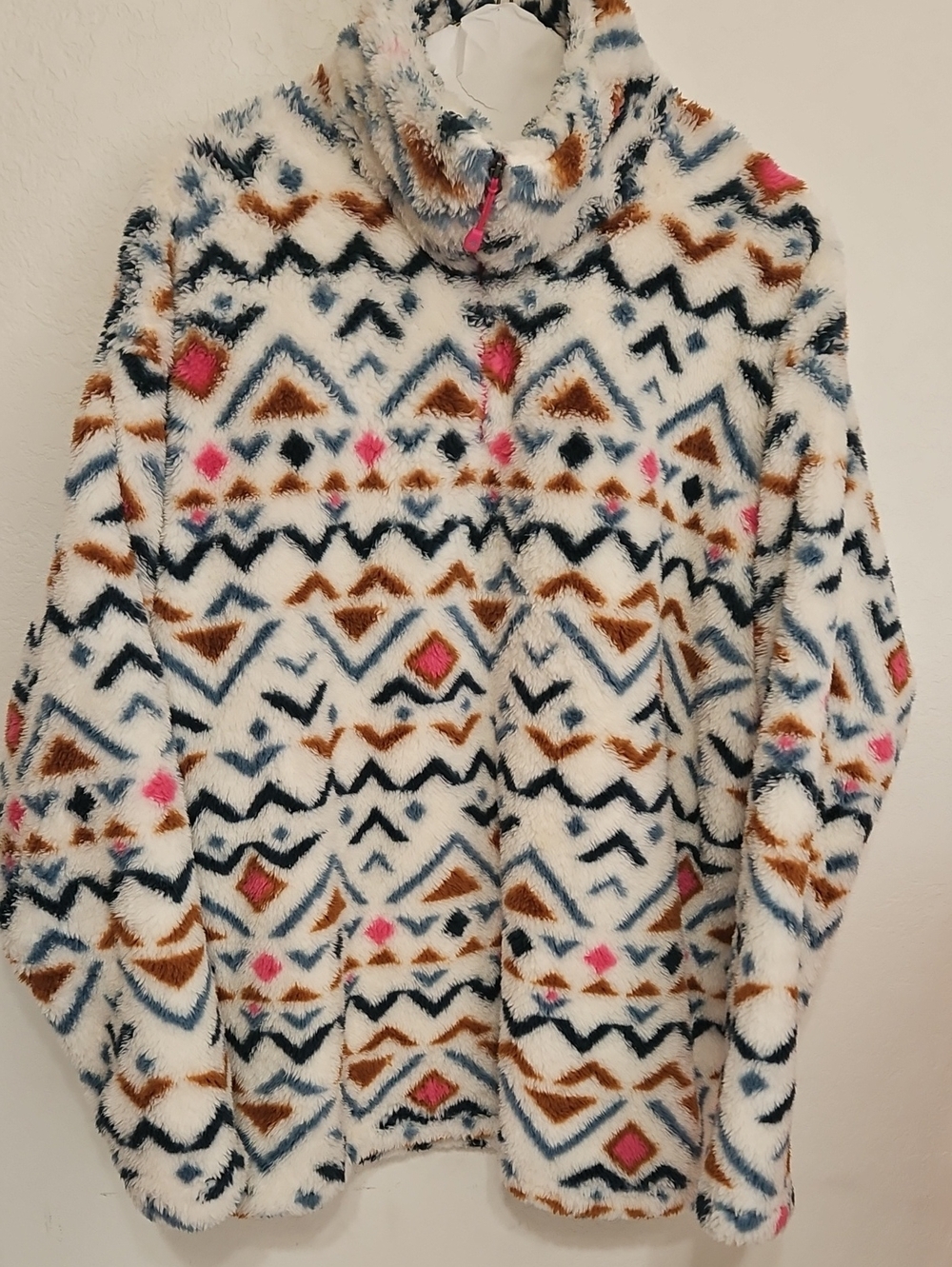 Eddie Bauer White Geo-Print Teddy Pullover with Pink & Brown Accents